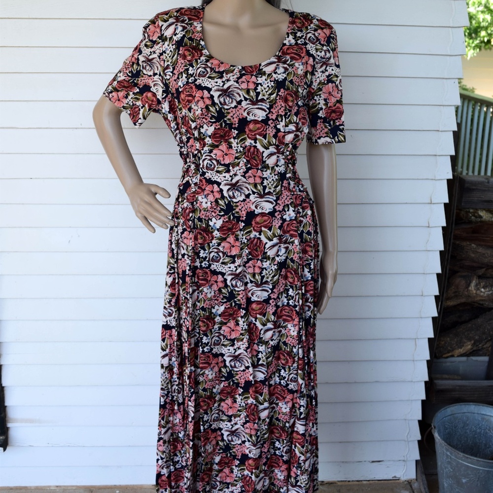 Vintage Floral Jamie Brooke Tea / Prairie Dress
